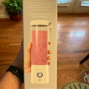 Portable blender